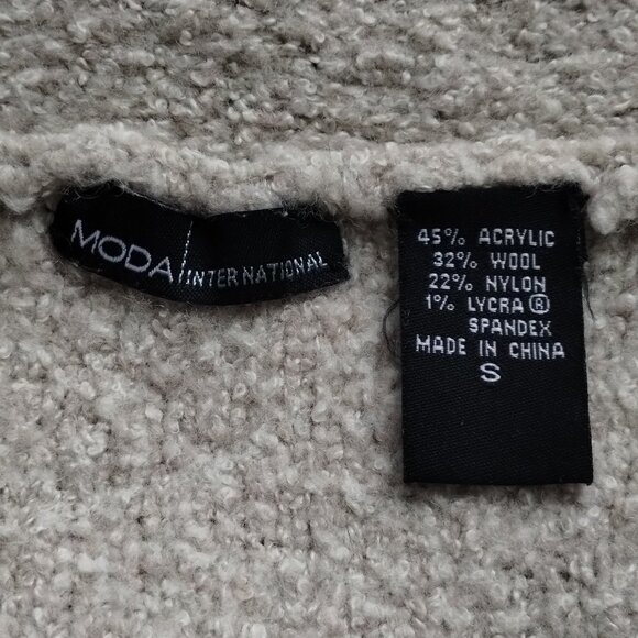 MODA International Off-White Ruffle Wool Vest - Picture 6 of 6